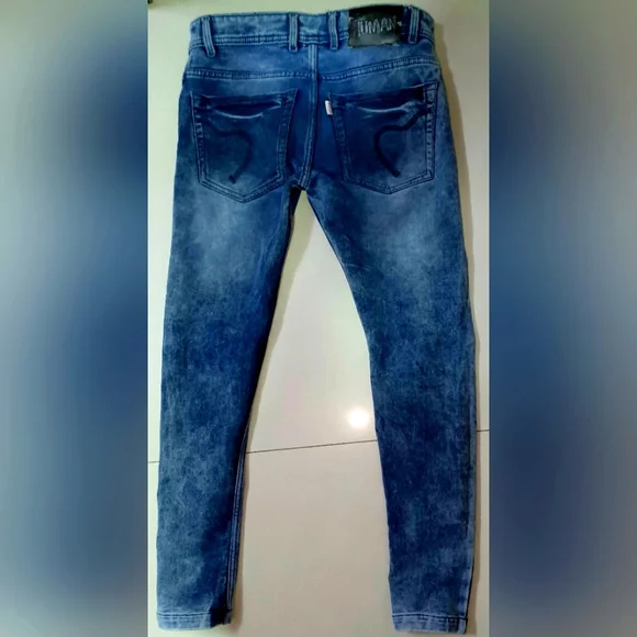 Being human size 30 - Picture 2 of 4